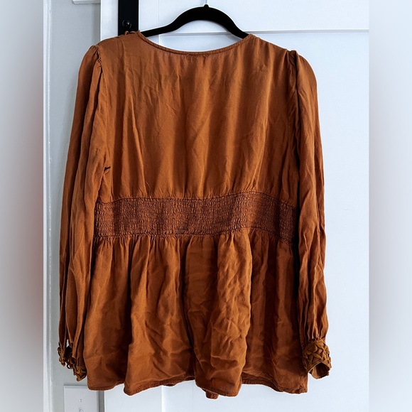 JODIFL Rust-Brown Embroidered V-Neck Top - Picture 7 of 7